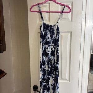 $5 SALE New Look spaghetti strap maxi dress.  Bandeau top. Slits on the sides.